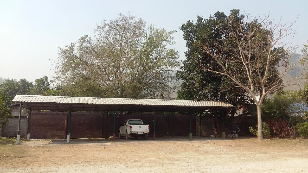 翁庞布里度假村 Umphang 外观 照片